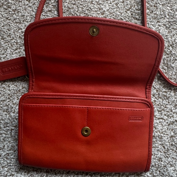 Vintage Coach Envelope Swing Wallet - Picture 3 of 7